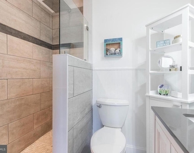 254 Summit House - Photo Thumbnail 21