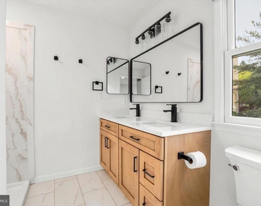 507 Pickering Station Drive - Photo Thumbnail 11
