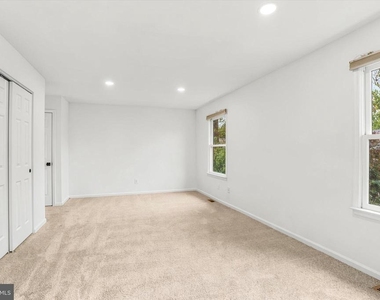 507 Pickering Station Drive - Photo Thumbnail 9