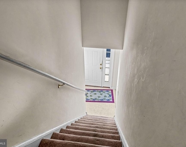 656 Covington Court - Photo Thumbnail 4