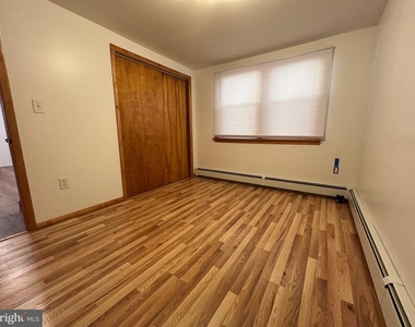 400 N Packard Street - Photo Thumbnail 7