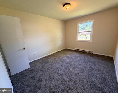 1122 Nevins Place - Photo Thumbnail 12
