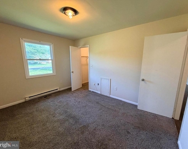 1122 Nevins Place - Photo Thumbnail 11