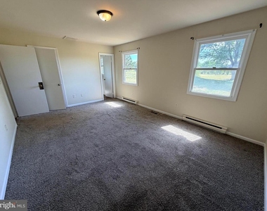 1122 Nevins Place - Photo Thumbnail 13