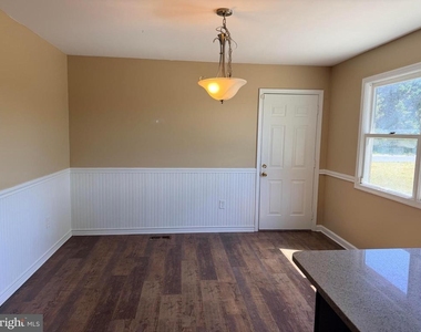 1122 Nevins Place - Photo Thumbnail 5