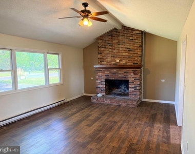 1122 Nevins Place - Photo Thumbnail 9