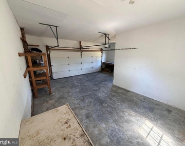 1122 Nevins Place - Photo Thumbnail 15