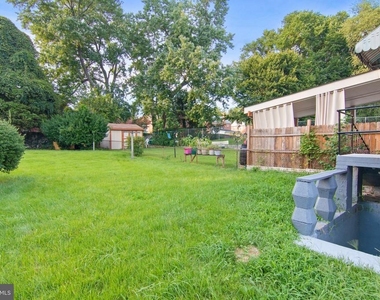 2022 Oliver Street - Photo Thumbnail 2