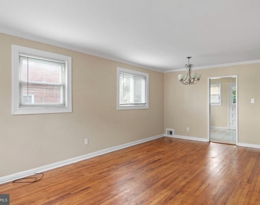 2022 Oliver Street - Photo Thumbnail 8