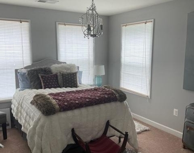 6705 Chapel Dale Road - Photo Thumbnail 20