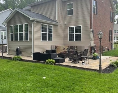 6705 Chapel Dale Road - Photo Thumbnail 5