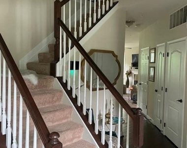 6705 Chapel Dale Road - Photo Thumbnail 8