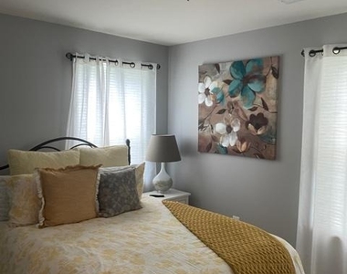 6705 Chapel Dale Road - Photo Thumbnail 19