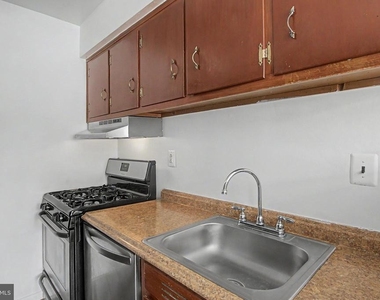 3355 University Boulevard W - Photo Thumbnail 10