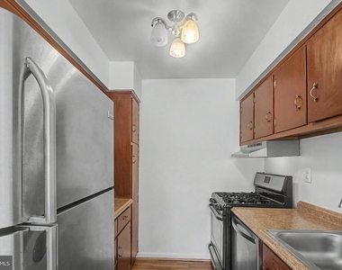 3355 University Boulevard W - Photo Thumbnail 7