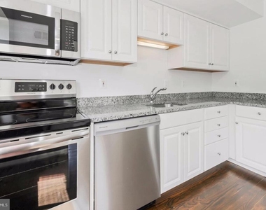5007 Sentinel Drive - Photo Thumbnail 8