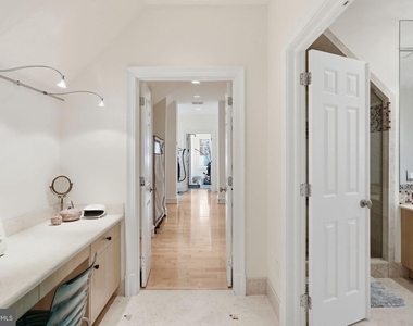 8537 Rapley Preserve Circle - Photo Thumbnail 20