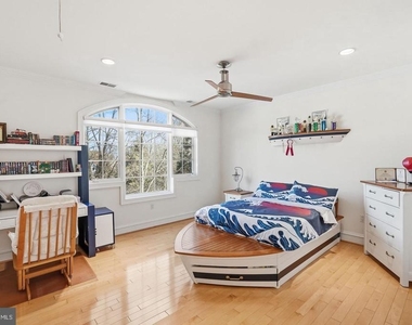 8537 Rapley Preserve Circle - Photo Thumbnail 22