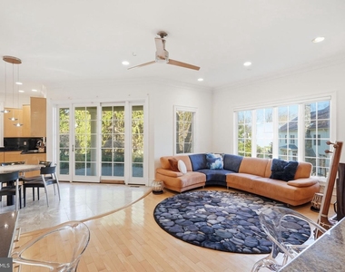 8537 Rapley Preserve Circle - Photo Thumbnail 8