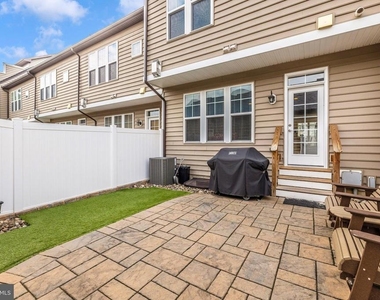 619 Blandwood Road - Photo Thumbnail 41