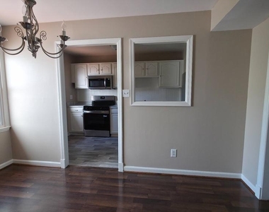 24 Lerner Court - Photo Thumbnail 5
