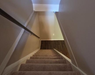 24 Lerner Court - Photo Thumbnail 17