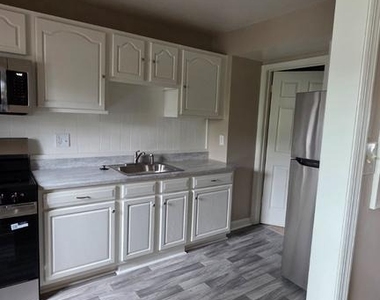 24 Lerner Court - Photo Thumbnail 4
