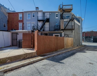 1028 W Cross Street - Photo Thumbnail 28