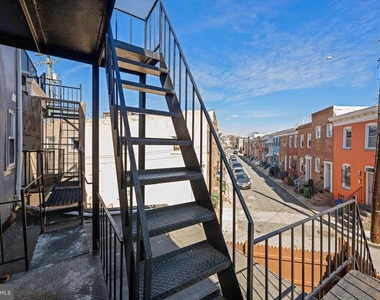 1028 W Cross Street - Photo Thumbnail 26