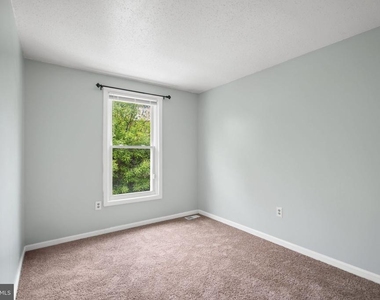 1326 N Stockton Street - Photo Thumbnail 19