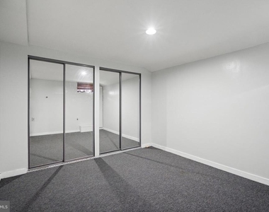 1326 N Stockton Street - Photo Thumbnail 21