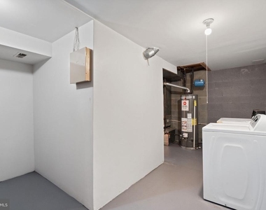 1326 N Stockton Street - Photo Thumbnail 24