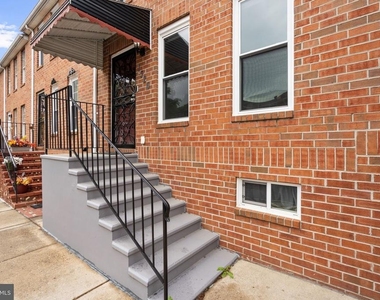 1326 N Stockton Street - Photo Thumbnail 1
