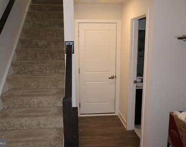 230 S Newkirk Street - Photo Thumbnail 3