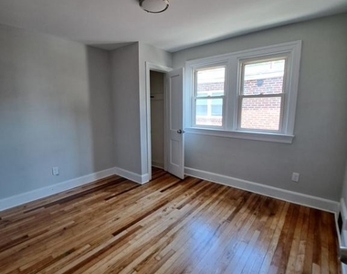 1802 Maple Street - Photo Thumbnail 7