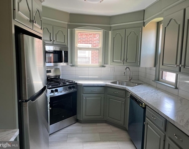 1802 Maple Street - Photo Thumbnail 11
