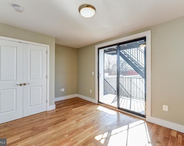 2031 Benning Road Ne - Photo Thumbnail 13