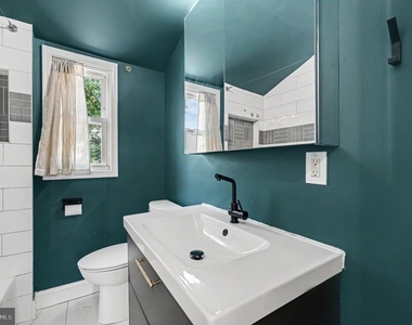 4318 G Street Se - Photo Thumbnail 14
