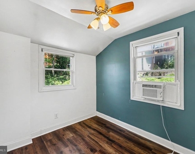 4318 G Street Se - Photo Thumbnail 12
