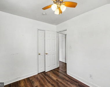 4318 G Street Se - Photo Thumbnail 13