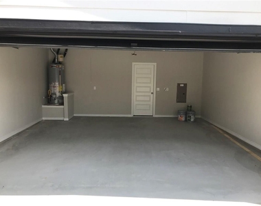 1308 Hazleton Cv - Photo Thumbnail 2