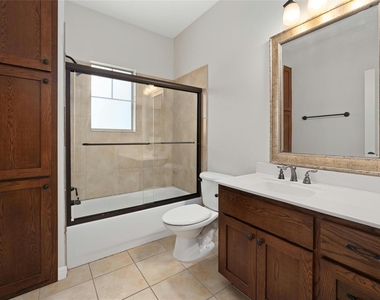 2502 W 7th St - Photo Thumbnail 23