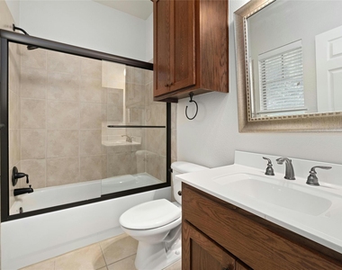 2502 W 7th St - Photo Thumbnail 20