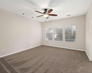2502 W 7th St - Photo Thumbnail 11