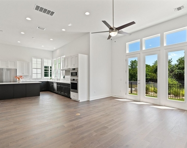 4503 Grassland Dr - Photo Thumbnail 2
