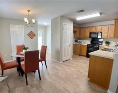 117 Decker - Photo Thumbnail 5