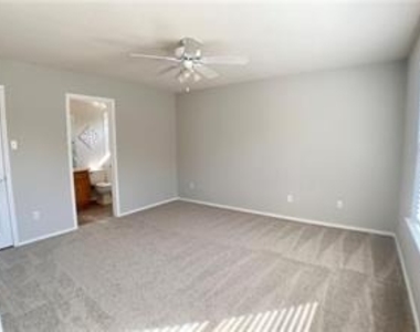117 Decker - Photo Thumbnail 12