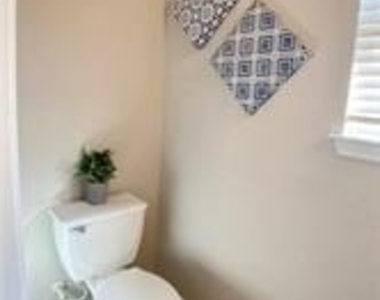 117 Decker - Photo Thumbnail 10