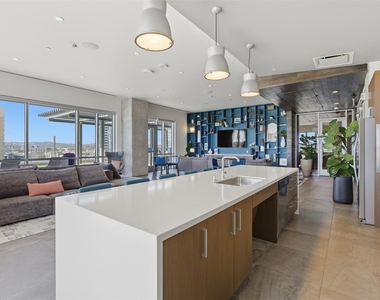 222 West Ave - Photo Thumbnail 22