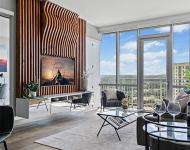222 West Ave - Photo Thumbnail 5